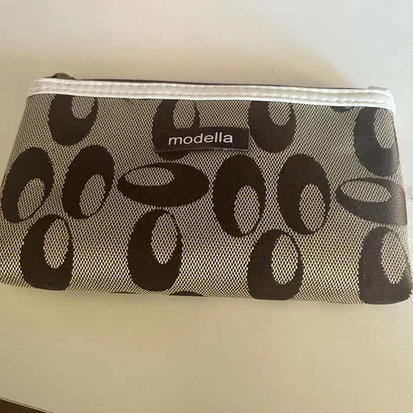 Modella Monochrome Oval Pattern Pouch - Picture 1 of 1